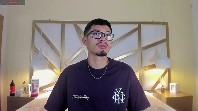 Jaxon Carter online show from 04/08/26, 02:13