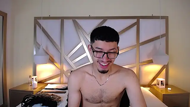 Snapshot of Jaxon_Carter chatting on 11/15/25, 12:14 Jaxon Carter online show from 11/15/25, 12:14