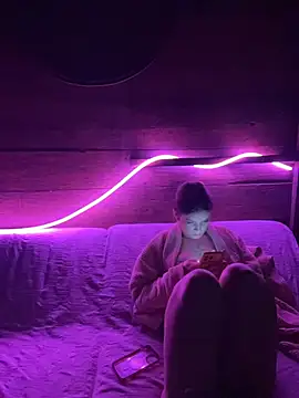 FoxStudioSex online show from 11/18/25, 02:31