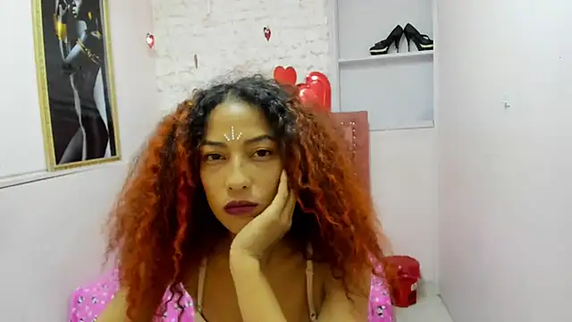 candela ruiz online show from 09/19/25, 06:45