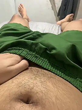 renannoviinho17z online show from 04/22/26, 01:23