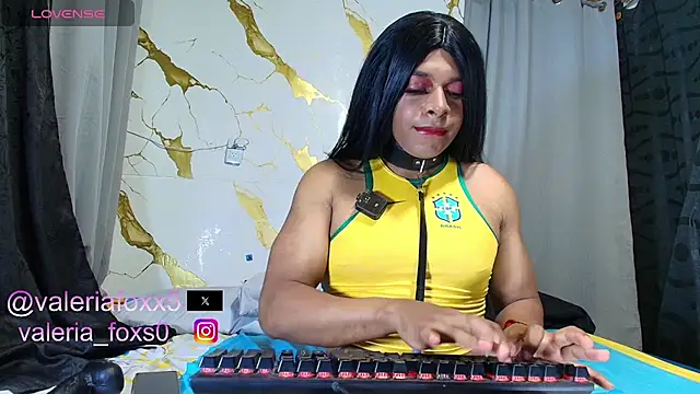 Snapshot of valeriafoxx3 chatting on 06/24/26, 11:13 valeriafoxx3 online show from 06/24/26, 11:13