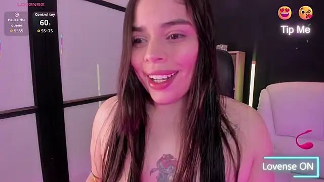 Snapshot of sunnypaytton chatting on 11/09/25, 12:53 sunnypaytton online show from 11/09/25, 12:53