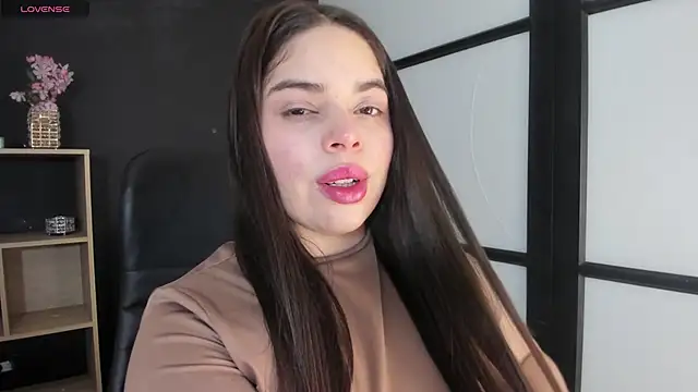 Snapshot of sunnypaytton chatting on 10/01/25, 12:53 sunnypaytton online show from 10/01/25, 12:53