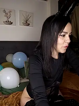 brandi bae1 online show from 04/04/26, 02:18