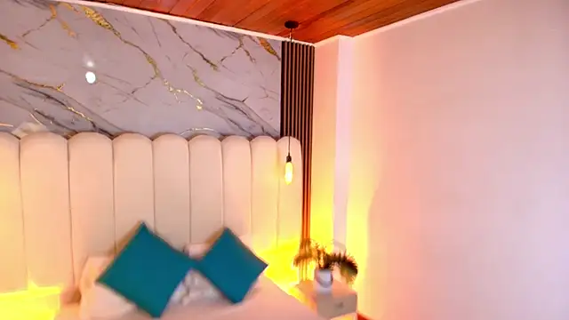 candyclair1 online show from 01/05/26, 08:12