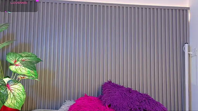 Celeste Presstigge online show from 09/26/25, 08:27