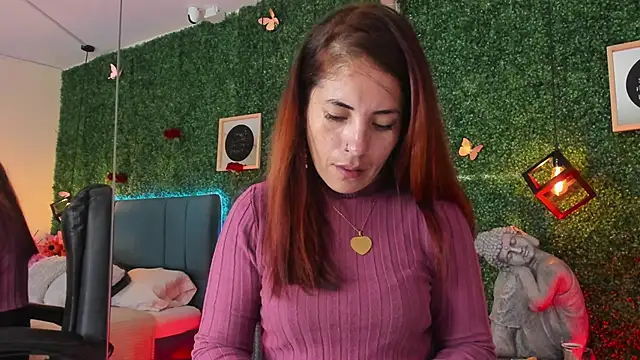 Linagh  online show from 04/10/26, 11:28