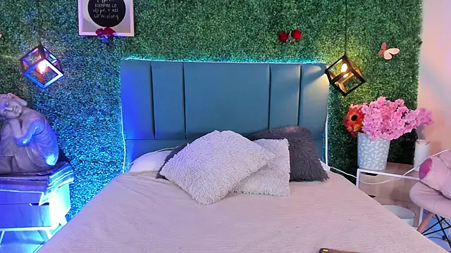 Linagh  online show from 04/07/26, 12:29