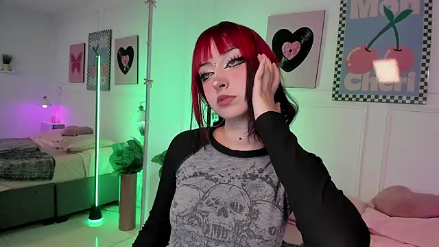 Zoe Lynch  online show from 06/03/26, 12:17