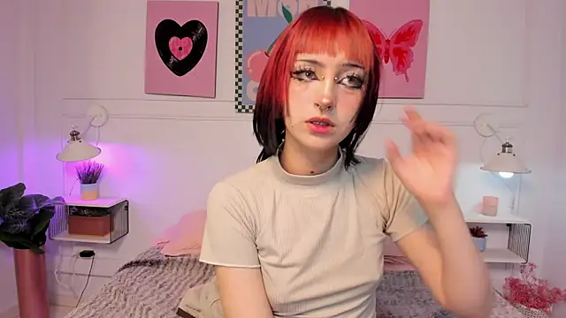 Zoe Lynch  online show from 04/08/26, 11:33