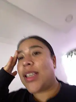 Zoey thompson online show from 03/18/26, 07:26