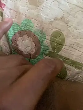 Snapshot of pretalst chatting on 11/12/25, 09:13 pretalst online show from 11/12/25, 09:13