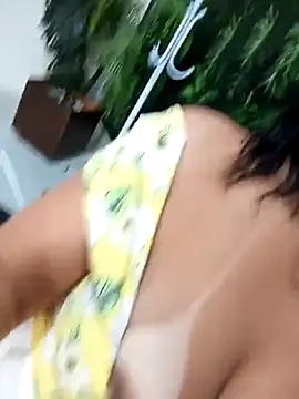 Snapshot of jadecristina chatting on 02/25/26, 06:52 jadecristina online show from 02/25/26, 06:52