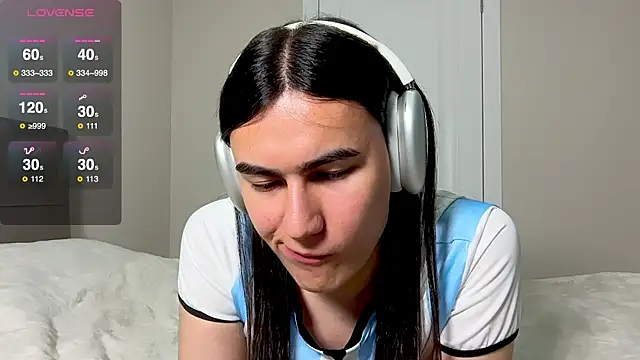 Snapshot of HeyAlena chatting on 07/19/26, 09:33 HeyAlena online show from 07/19/26, 09:33