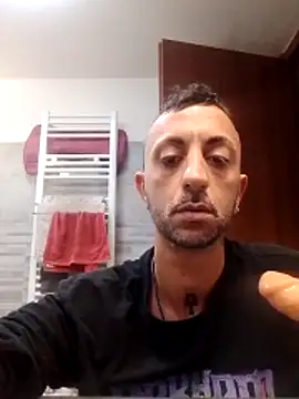 Snapshot of Blackmen_90 chatting on 11/12/25, 07:01 Blackmen 90 online show from 11/12/25, 07:01