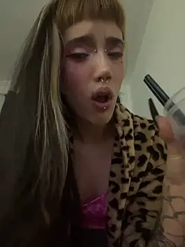 virtualgirlbr online show from 09/27/25, 07:58