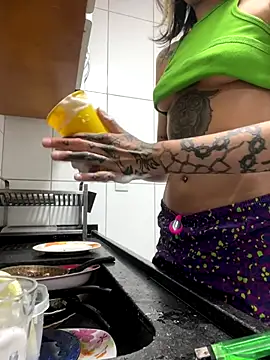 virtualgirlbr online show from 12/03/25, 05:23