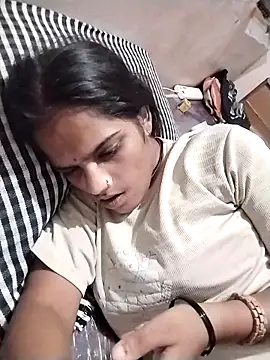 Snapshot of Sofia_kuuu chatting on 09/19/25, 11:58 Sofia kuuu online show from 09/19/25, 11:58