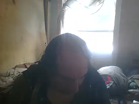 Snapshot of nenade14 chatting on 10/10/25, 06:53 nenade14 online show from 10/10/25, 06:53