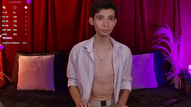 Snapshot of VicenteFerrer chatting on 01/14/26, 12:03 VicenteFerrer online show from 01/14/26, 12:03