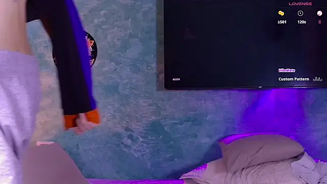 VicenteFerrer online show from 11/28/25, 08:09