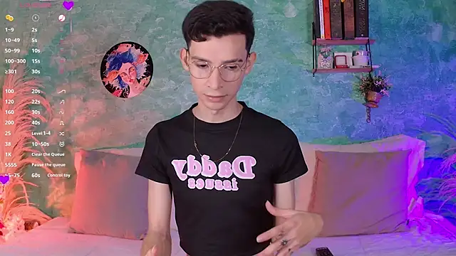 VicenteFerrer online show from 12/14/25, 12:39