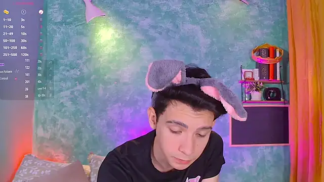 VicenteFerrer online show from 11/01/25, 02:40