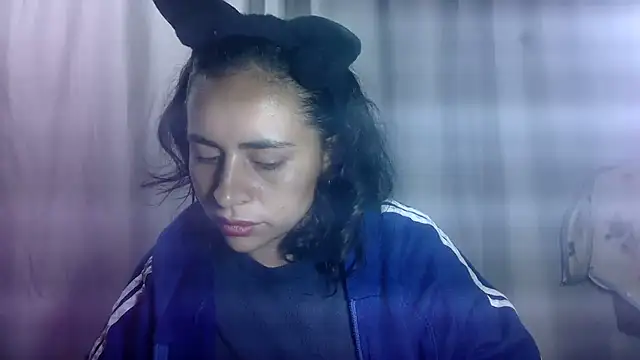 Anabelhotxx16 online show from 10/07/25, 04:02