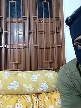 Snapshot of Cute-Janvi-5 chatting on 12/18/25, 05:39 Cute-Janvi-5 online show from 12/18/25, 05:39