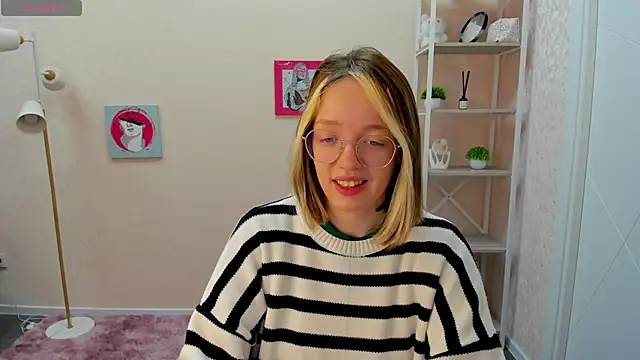 R0cket bunny online show from 10/11/25, 01:06