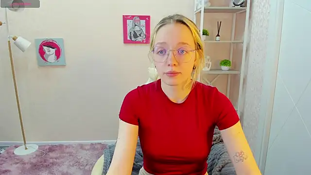 R0cket bunny online show from 10/13/25, 01:18