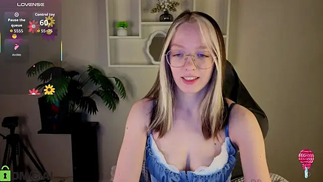 R0cket bunny online show from 05/13/26, 01:01