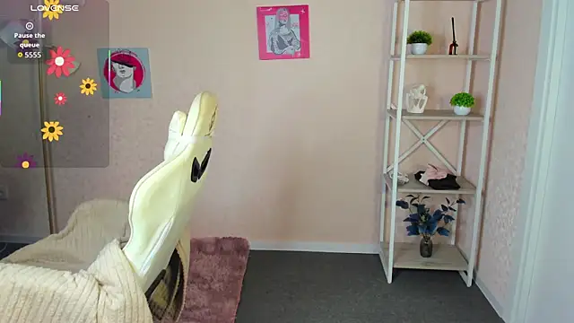R0cket bunny online show from 09/19/25, 12:03