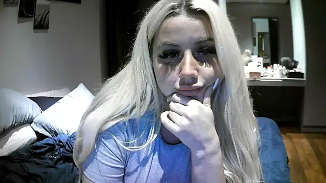 TiaDoll online show from 10/10/25, 03:46