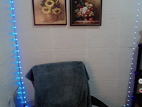 lovelysassy online show from 11/02/25, 02:22