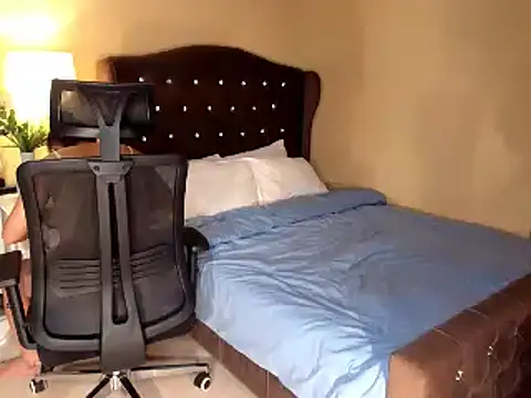 bellaswildcummer online show from 06/09/26, 07:04