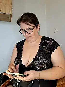 Snapshot of Fformesx chatting on 02/27/26, 12:49 Fformesx online show from 02/27/26, 12:49