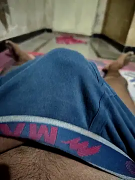 Exotic AJ online show from 11/07/25, 03:05