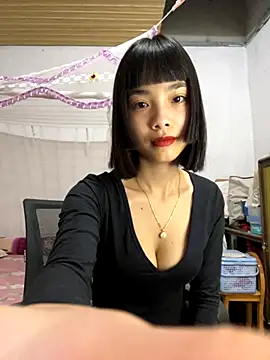 andymi1 online show from 10/21/25, 02:55