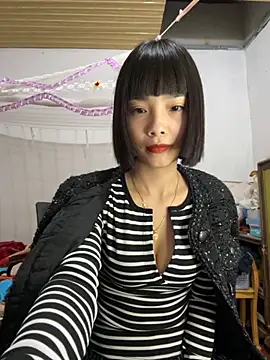 andymi1 online show from 11/06/25, 01:04