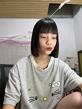 Snapshot of andymi1 chatting on 07/11/26, 12:27 andymi1 online show from 07/11/26, 12:27