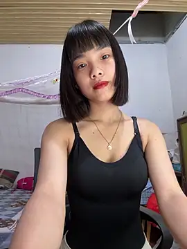 Snapshot of andymi1 chatting on 06/04/26, 02:16 andymi1 online show from 06/04/26, 02:16