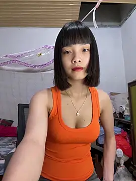 Snapshot of andymi1 chatting on 06/07/26, 02:39 andymi1 online show from 06/07/26, 02:39