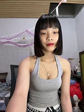 Snapshot of andymi1 chatting on 05/31/26, 02:28 andymi1 online show from 05/31/26, 02:28