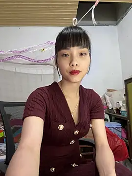 Snapshot of andymi1 chatting on 06/12/26, 12:25 andymi1 online show from 06/12/26, 12:25