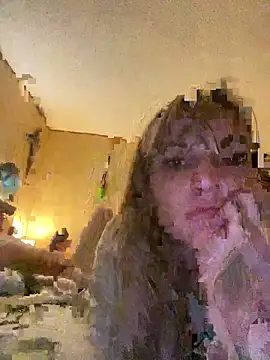 Snapshot of nicole9666 chatting on 11/20/25, 06:25 nicole9666 online show from 11/20/25, 06:25