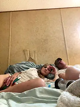 Snapshot of nicole9666 chatting on 11/27/25, 10:05 nicole9666 online show from 11/27/25, 10:05