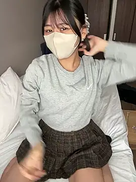 0p-saki-p0 online show from 12/17/25, 12:15