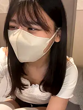 Snapshot of 0p-saki-p0 chatting on 10/20/25, 10:16 0p-saki-p0 online show from 10/20/25, 10:16